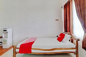 Collection O 90617 Rumah Oma Opa Syariah