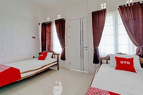Collection O 90617 Rumah Oma Opa Syariah