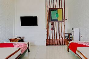 Collection O 90617 Rumah Oma Opa Syariah