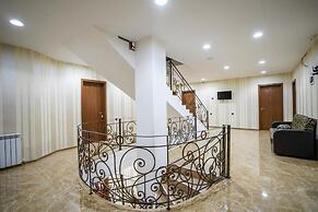 Natali Hotel