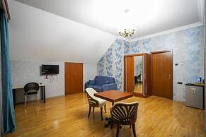 Natali Hotel
