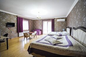 Natali Hotel