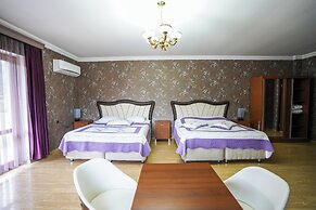 Natali Hotel