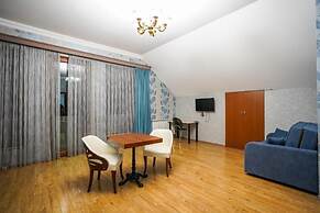 Natali Hotel