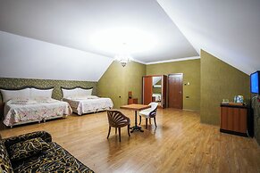 Natali Hotel