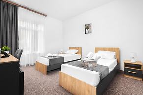 Arami Hotel by Downtown