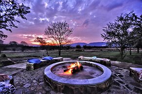 Hibon Lodge