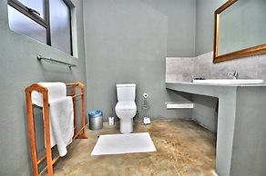 Hibon Lodge