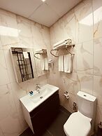 Hodegon Suite Hotel