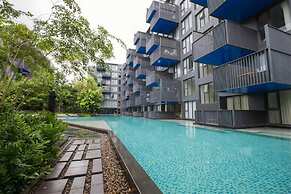 The Deck Patong