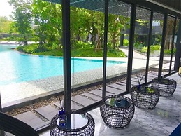 The Deck Patong
