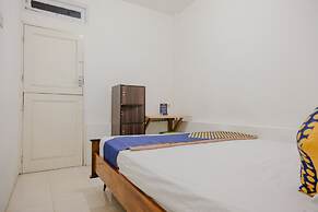 OYO Life 2417 Melati Residence