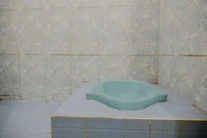 OYO Life 2417 Melati Residence