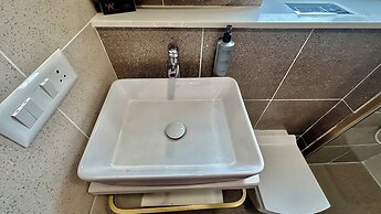 Hotel Limon Sector 29, Gurgaon