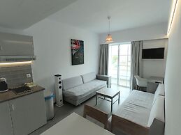 ALOS SUITES