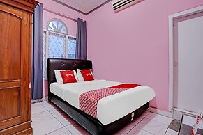 OYO 90289 Lestari Syariah Homestay