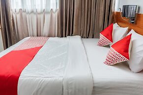 Hotel O Mandiri Guest House Syariah