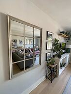 Bright & Stylish 1BD Flat - Wandsworth Town