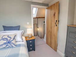 Bluefin Cottage
