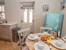 Bluefin Cottage