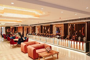 The Eliot Hotel & Banquet