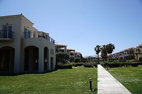 3-Bedroom Apartment on Beach Cassiopeia