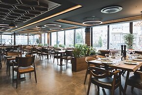 BRISTOL HOTEL
