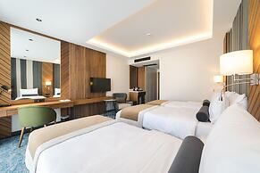 BRISTOL HOTEL