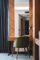 BRISTOL HOTEL