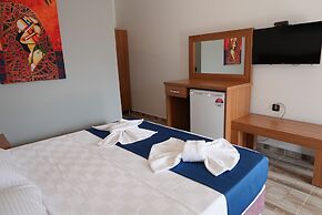 Sandhill Hotel