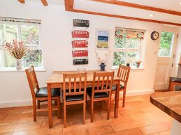 Honeysuckle Cottage
