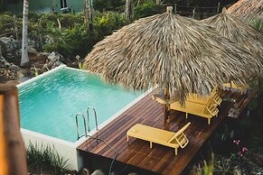 Villas Oasis Bungalow Top