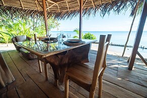 Beachfront House at La Vida Resort