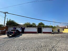 Ruaj Hostal