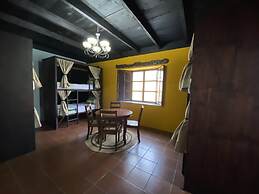 Ruaj Hostal