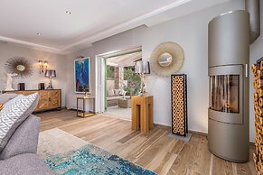 Villa Nirvana
