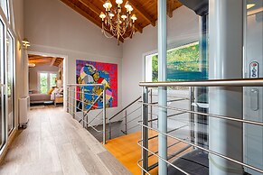 Villa Nirvana