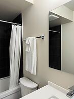 Kitimat River Motel & Suites