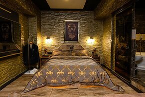 GOLDEN ROCK HOUSE