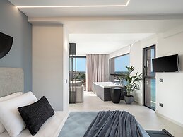 Theta Boutique Hotel
