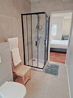 Zennon Rooms