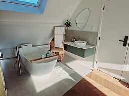 Zennon Rooms