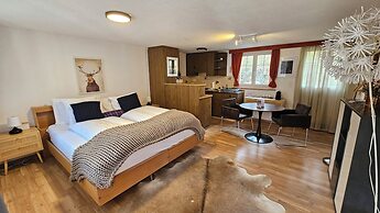 Boutique Hotel Alpina (Adults only)