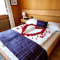 Boutique Hotel Alpina (Adults only)