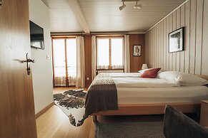 Boutique Hotel Alpina (Adults only)