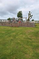 Luxury Caravan-sleeps 6- Pets Ok-site Pool