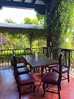 Hotel Hacienda Villa Victoria