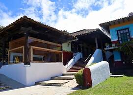 Hotel Hacienda Villa Victoria