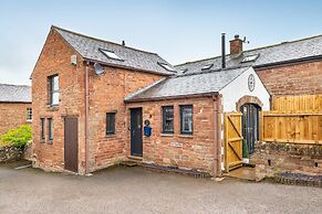 Beautiful 2-bed Cottage in Brampton