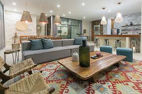 Manor Tulum by The Spot Rentals